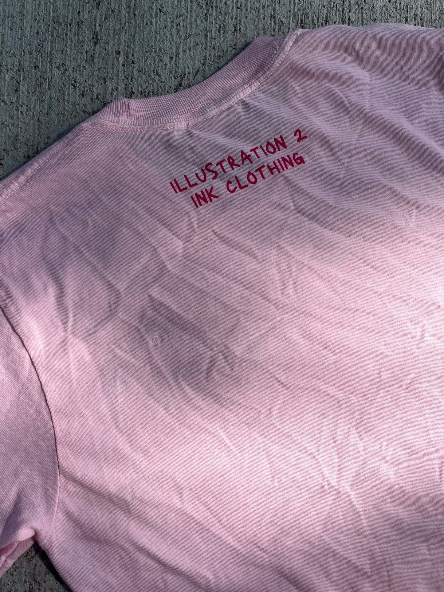 the world is better with u - pink tee